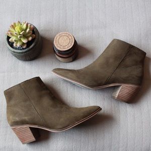 Lucky brand booties 8